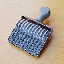 Nummernstempel-Rolle aus