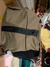 Bekleidungs-Trödelpaket, 1