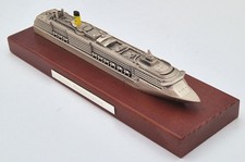 Kreuzfahrtschiff Modell Costa Mediterranea auf Sockel Plakette Club -Neuwertig