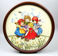 Hummel Kinder tanzen