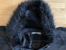 Woll (57%)- Poncho von Zara