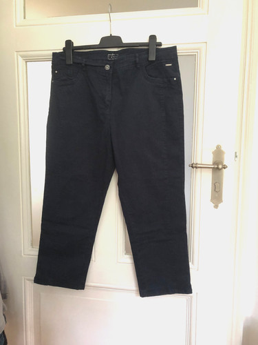Dunkelblaue jeans mit - 7/8,
