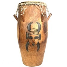 Handgefertigte geschnitzte