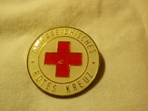 Abzeichen rotes kreuz - abzeichen,