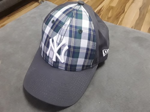 Kappe neuwertig - ny,