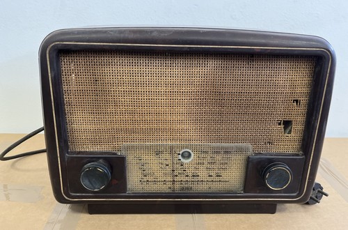 Historisches röhrenradio rft - röhrenradio,
