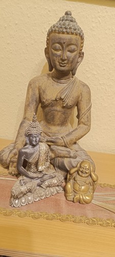 Buddhas - 3,