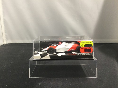 Minichamps 530834308 - , (3)