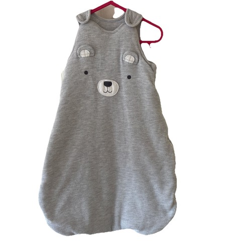 Kleine muskatnuss baby bär - muskatnuss,