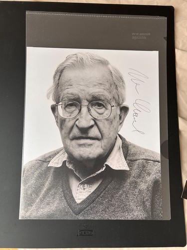Noam chomsky autogramm - noam,