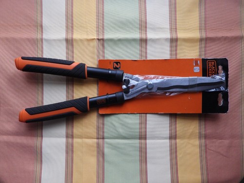 Black decker heckenschere - black,
