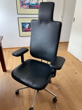 Schreibtischstuhl VITRA HEADLINE MANAGEMENT CHAIR GELOCHTES LEDER SCHWARZ