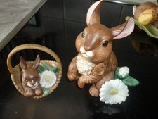 SONDERPREIS 2 Goebel Jahreshase Hase 2002 mit Margerite groß und klein im Set