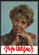Ansichtskarte Inge Meysel mit gefalteten Händen, Autograph 