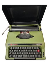 Olympia Schreibmaschine Splendid Tragbar Hartschalenkoffer Olivgrün Vintage