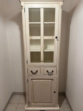Vitritinenschrank im Landhausstil / Shabby Chic – weiß, mit Glas & Schubladen