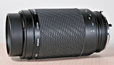 Sigma DL Tele-Zoom Objektiv 75-300 mm 1:4-5,6 für Contax-Yashica  C/Y Mount