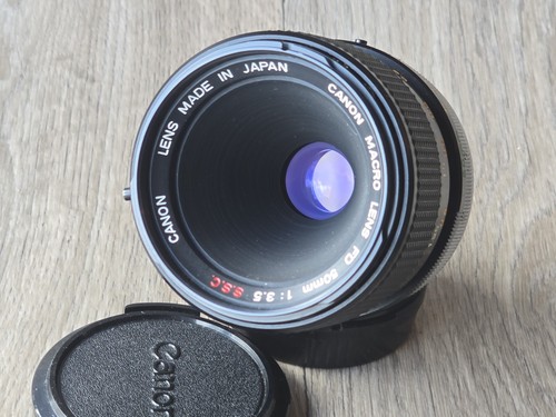 Canon macro lens 50mm 3 - 50mm, 1:3.5