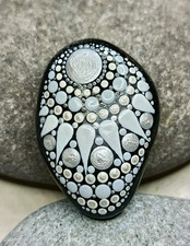 Mandala Stein, weiß, grau, Glücksbringer, Deko, Naturstein vom Bodensee, Unikat