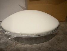 Decken- und Wandleuchte