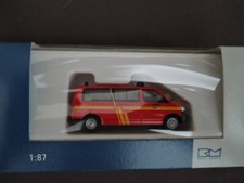 Rietze 51758 VW T5 LR Bus Feuerwehr Krefeld   neu (117_1150)