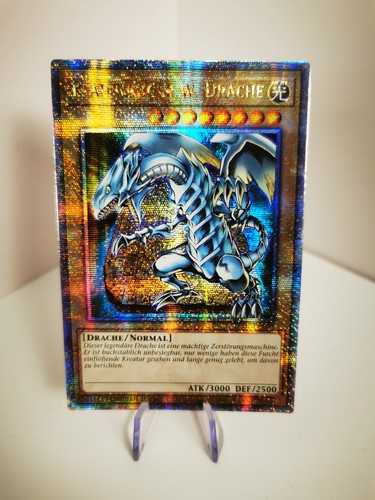 Blauäugiger weißer drache - blauäugiger,
