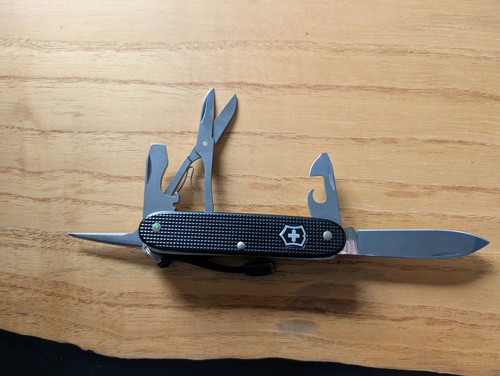 Victorinox alox pioneer - victorinox,