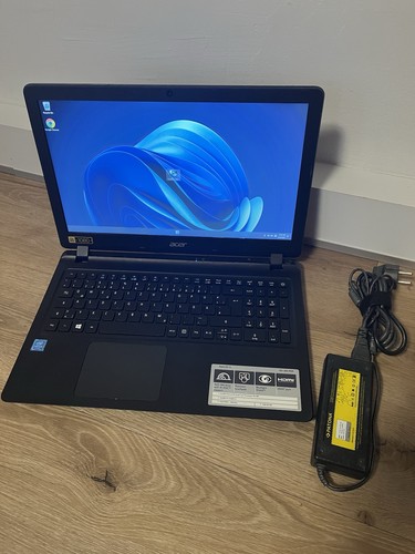 Laptop acer aspire es15 - es15, 4gb