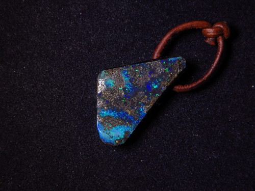 Boulder opal anhänger aus - boulder,