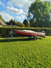 Angelboot mit Trailer Aussenborder und Echolot