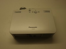 Panasonic PT-AX200E Beamer