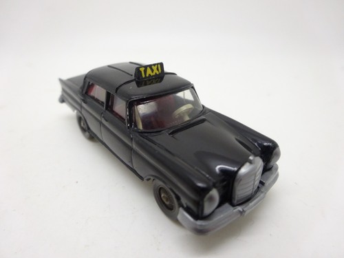 Wiking 220 heckflosse taxi - 220,