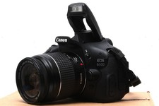 Canon EOS 600D 18 MP Full HD