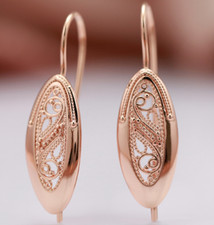 Sehr hübsche filigrane