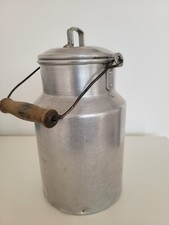 Alte Milchkanne aus Aluminium
