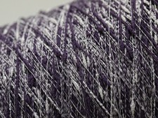 D33 (48€/kg) 250g POLAR AMETHYST NOPPEN EFFEKTWOLLE ULTRA VIOLETT (8) Zwirn Garn