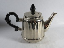 Vintage Teekanne Metall Edelstahl mit schwarzem Griff Teezubereiter 0,5 L.