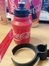 Trinkflasche von Coca Cola , Coke, mit Halterung