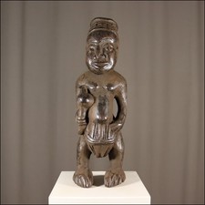 83910) Ahnen-Figur Bamun