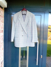 TOLLES HERRENSAKKO AUS FEINSTER SCHURWOLLE IN HELLGRAU V. KUHN IN GR.60 ! GELEG!