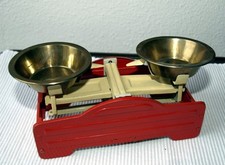 mittelgroße Kaufladen Waage