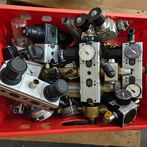 Konvolut pneumatik druckregler - pneumatik,