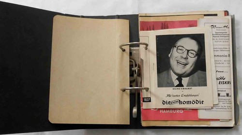Ordner mit - , 18