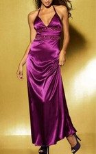 NEU: LUXUS ABENDKLEID aus