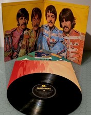 THE BEATLES Sgt. Peppers