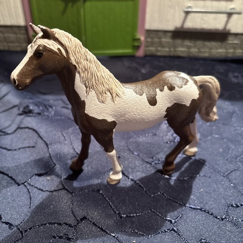 Schleich paint horse wallach - schleich,