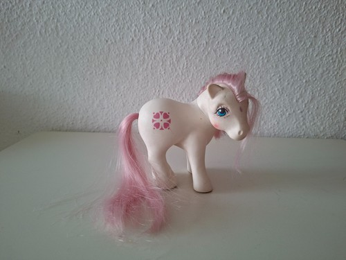 Little pony hasbro 1983 - hasbro,