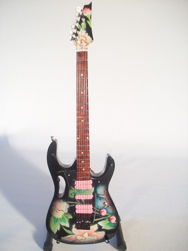Miniaturgitarre ibanez jem - miniaturgitarre,