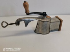 ***Alter kleiner Fleischwolf