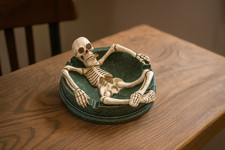 Skelett Aschenbecher Deko |